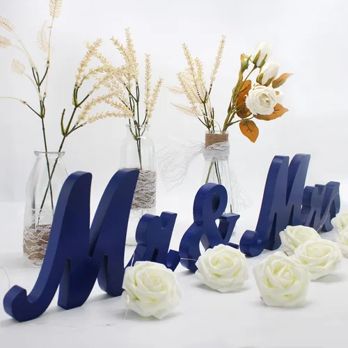 Vista 10 de BLOOBLOOMAX Letrero de madera con texto en inglés "Mr & Mr", letras rústicas de Mr. & Mrs. para mesa de boda, decoración de Miss & Mr. para Negro