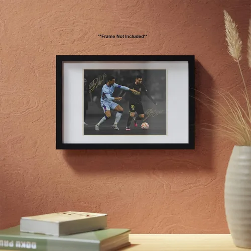 Vista 4 de Ikonic Fotohaus Lionel Messi Cristiano Ronaldo The Final Matchup Firmado Foto Autógrafo Impresión Arte de Pared Decoración del Hogar