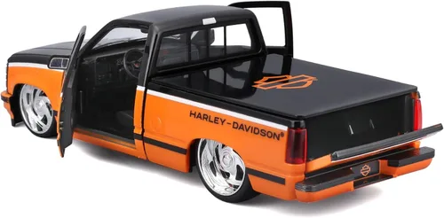 Vista 4 de Maisto - Modelo (escala 1:24), Harley Davidson Custom 1993 Chevy Pick-up, color naranja/negro