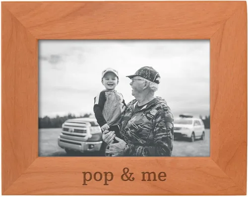 Vista 17 de Personalized Gifts Grandpa Gift Grandpa and Me Grandchild - Marco de fotos de madera natural grabado de 4 x 6 pulgadas, diseño de paisaje