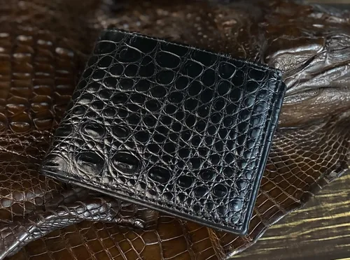 Vista 6 de HATA Cartera plegable de cocodrilo para hombre hecha a mano para vientre o bocina con bloqueo RFID por vietnamita Bifold-Black-Croc Belly Vintage