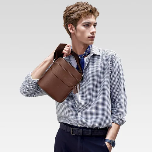 Vista 2 de molshine Sling - Mochila bandolera de cuero genuino para hombres y mujeres, mochila vintage para ciclismo