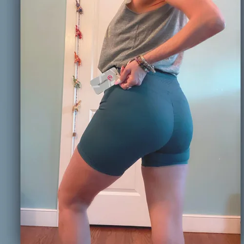 Vista 4 de HARTPOR Pantalones cortos de gimnasio para mujer, sin costuras, con contorno de glúteos, para yoga, atletismo, correr, deportes, ejercicio, fitness