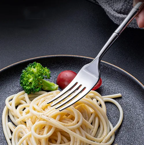 Vista 8 de Juego de cubiertos de bambú dorado de 30 piezas para 6 juegos de cubiertos duraderos de acero inoxidable 18/10, utensilios de cocina para el hogar