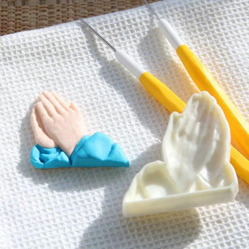 Vista 10 de JEM PopIt - Molde para decoración de pasteles, manos rezando, tamaño pequeño y grande, color blanco