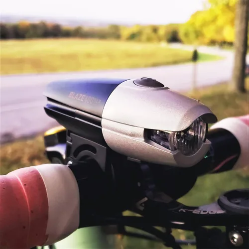 Vista 4 de Planet Bike Faro delantero para bicicleta Blaze® 400 SLX