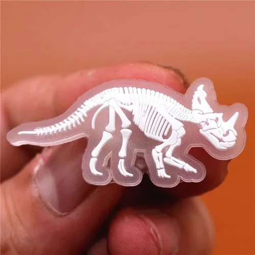Vista 5 de pequano Dijes de dinosaurio para zapatos, dijes para niños, decoración de pines de PVC para zuecos, zapatos, pulseras, dinosaurios, recuerdos