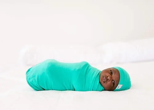 Vista 4 de Copper Pearl - gorro de bebé con nudo superior elástico suave, 0-4 meses
