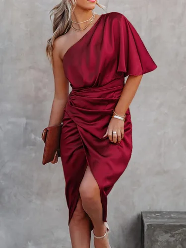 Vista 4 de CUPSHE Vestido de satén para mujer, sin espalda, con un hombro, acampanado, manga corta, dobladillo alto, bajo, vestido de cóctel y fiesta