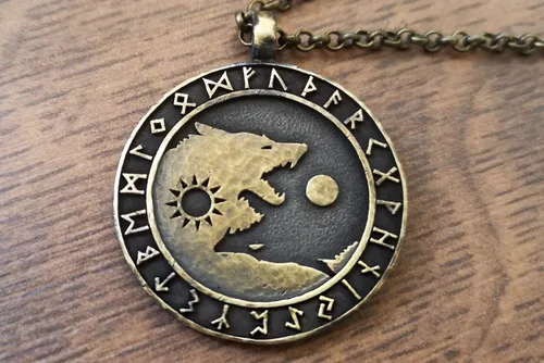 Vista 16 de Collar Yin Yang para hombre, joyería colgante de alta calidad de aspecto antiguo, regalos de Yin Yang, joyería vikinga para hombres