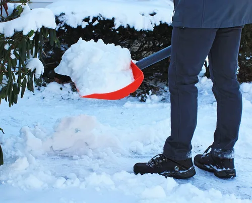 Vista 7 de Emsco Bigfoot pala para nieve, diseño de hoja multiuso