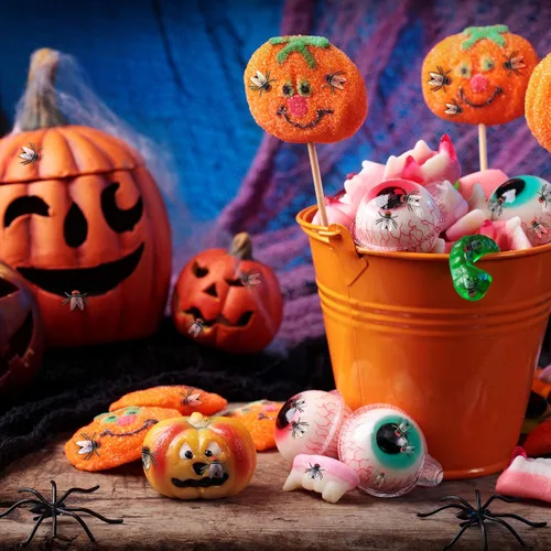 Vista 3 de Skylety 120 piezas de moscas falsas mini moscas de plástico realistas broma insectos simulados pequeños insectos falsos para Halloween, broma