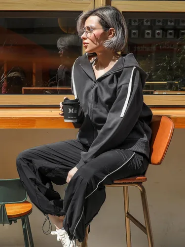 Vista 5 de ATTRACO Sudadera de gran tamaño con cremallera y bolsillos para mujer, chaqueta casual con cordón