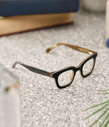 Vista 3 de eyebobs Signal Fire Traditional and Blue Light Reading Glasses Negro