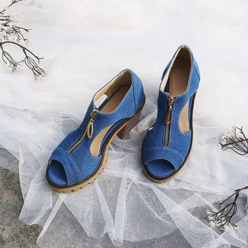 Vista 4 de Sandalias de tacón alto apiladas para mujer con puntera abierta, con cremallera y plataforma de verano