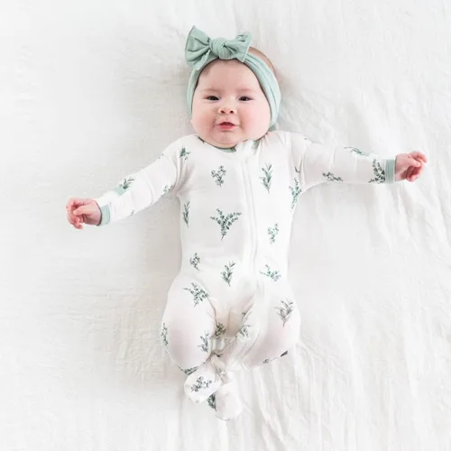 Vista 78 de KYTE BABY Pies unisex con cierre de cremallera, rayón hecho de bambú, 0-24 meses