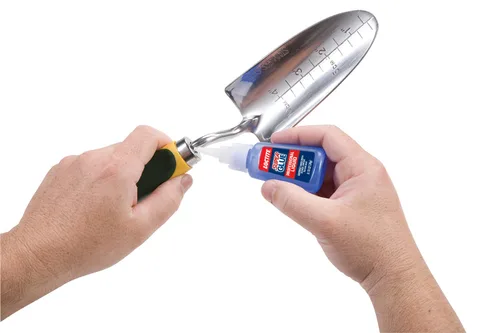 Vista 7 de Loctite Super Glue - Líquido profesional, transparente, botella de 0.7 onzas líquidas, paquete de 2 – Superpegamento para plástico, madera, metal
