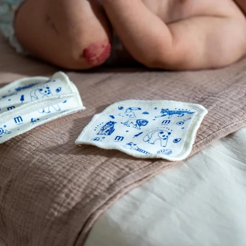 Vista 8 de Mustela Toallitas ecológicas reutilizables y lavables para bebés, almohadillas de algodón 100% orgánicas con certificación GOTS para limpiezas