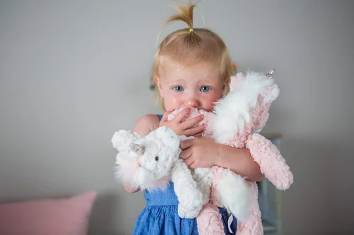 Vista 6 de Mary Meyer Blush Putty Animal de Peluche Juguete Suave, Unicornio, 13 Pulgadas