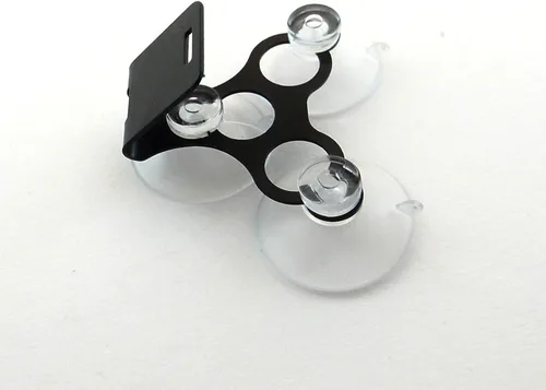 Vista 7 de Soporte de montaje de parabrisas Cobra para detectores de radar Cobra 3 ventosas transparentes mejoradas. Este soporte para parabrisas Cobra es