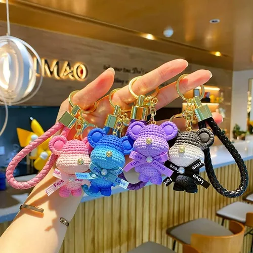 Vista 5 de BEXOA Lindo llavero Kawaii Anime Llaveros Accesorios, Kawaii Little Bear Bolso Charm Car Cartoon Llavero para niñas y mujeres