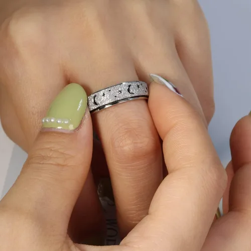 Vista 4 de OreilleStar Anillo giratorio para mujer, Acero inoxidable, oro rosa, titanio, oro, plata
