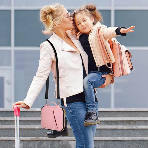 Vista 2 de heouvo Soporte de pasaporte de viaje RFID para familia, organizador de documentos de viaje portátil de alta calidad para mujeres, soporte