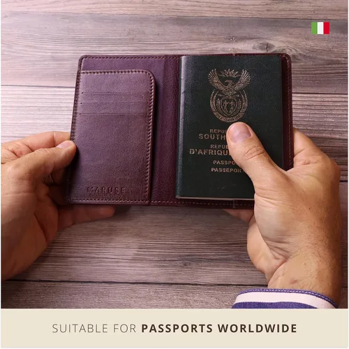 Vista 4 de Maruse Funda de pasaporte de piel italiana para hombre y mujer, hecha a mano en Italia