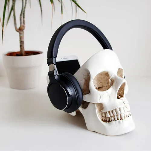 Vista 6 de Suck UK Organizador de joyas de calavera y cuenco para llaves plato gótico o organizador de escritorio soporte de pulsera de cerámica y soporte