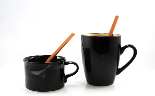 Vista 2 de Honey Bear Kitchen Cuchara agitadora de silicona (juego de 2, negro oso negro) para café y té