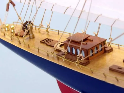 Vista 4 de Hampton Nautical Endeavour Velero, Limited Edition, 27