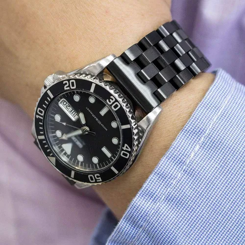 Vista 7 de Correa de reloj de acero inoxidable de 0.866in para hombres y mujeres, con cepillo de ingeniero negro, con tornillo de doble bloqueo, cierre