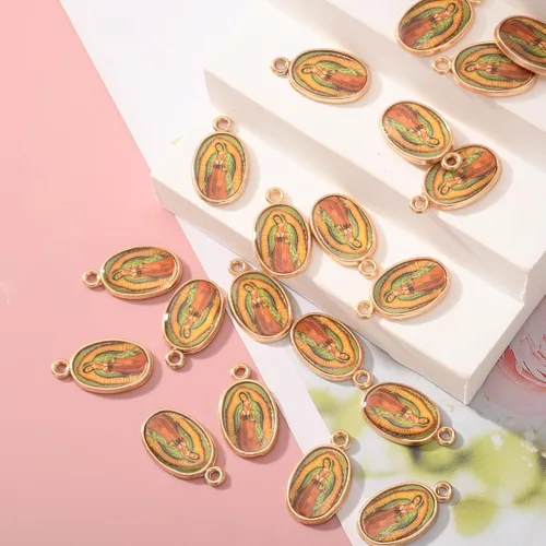 Vista 5 de 40 dijes clásicos de la Virgen María de Guadalupe para collares, pulseras y llaveros