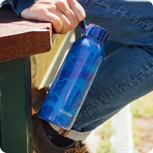 Vista 2 de Quokka BOTELLA TERMO ACERO INOXIDABLE SÓLIDO CON COLGADOR ONDAS 510 ML