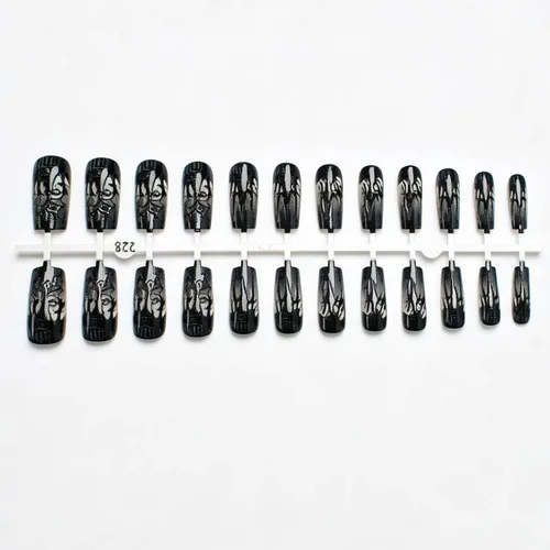 Vista 2 de Uñas postizas de Halloween a presión medianas con diseño de ataúd oscuro gótico embrujado, castillo muerto, diseño de árbol muerto, uñas postizas