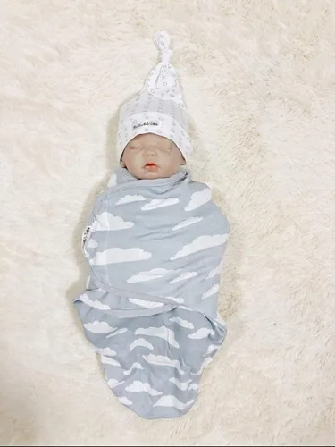 Vista 8 de BaeBae Goods Juego de 4 mantas para envolver al bebé, para niños y niñas, hechas de algodón suave (0-3 meses)