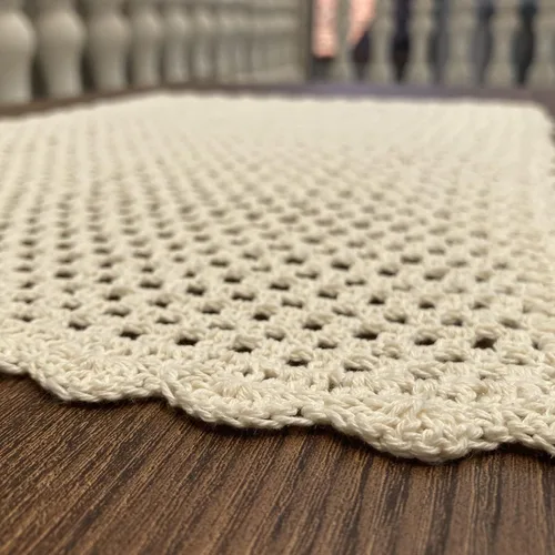 Vista 3 de Hsvanyr Mantel pequeño de algodón de ganchillo beige para mesa, protector rectangular para mesita de noche, cómoda para dormitorio, 12 x 17 pulgadas