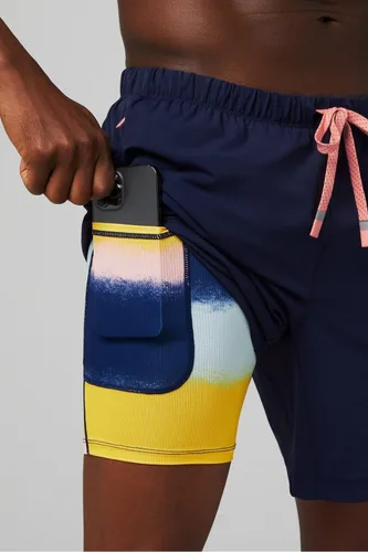 Vista 90 de Fabletics The One - Pantalón corto para hombre (forro), entrenamiento, natación, ligero, de secado rápido, bolsillo con cremallera, tejido elástico