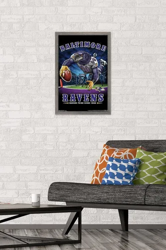 Vista 2 de Trends International NFL Baltimore Ravens - Póster de pared de End Zone 17, 14.725 x 22.375 pulgadas, versión enmarcada de madera de granero