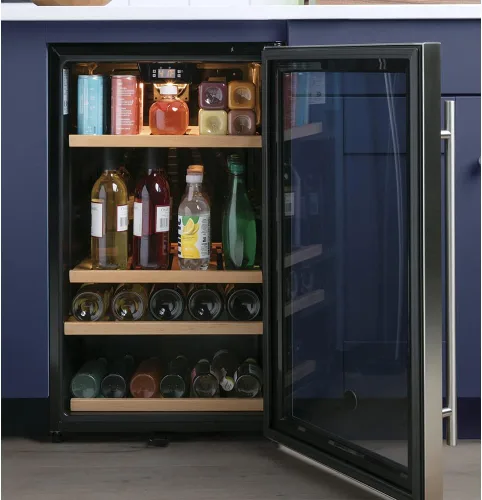 Vista 6 de GE Enfriador de vino y refrigerador de bebidas Mini refrigerador con cerradura y llave incluidas Completo con estantería de roble, exterior
