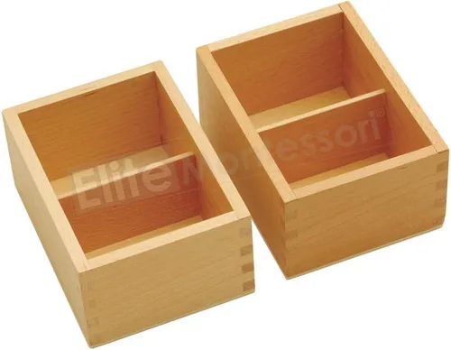 Vista 4 de Letras mayúsculas y minúsculas en papel de lija con caja Montessori