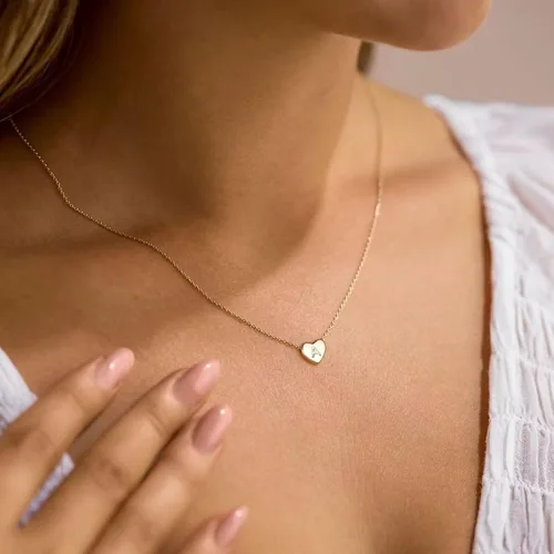 Vista 7 de Turandoss - Collar y dije de corazón con inicial, de oro 14 quilates, para mujeres y niñas, regalo para el día de San Valentín