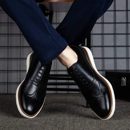 Vista 6 de JITAI Zapatos Oxford para hombre, zapatos de vestir con cordones y punta de ala, zapatos de moda ligeros para hombre.