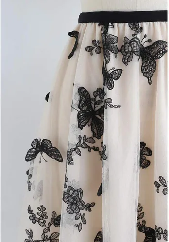 Vista 3 de CHICWISH Falda midi de malla de doble capa de mariposa 3D para mujer