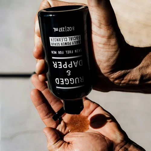 Vista 5 de RUGGED & DAPPER Paquete de bálsamo labial y limpiador facial para hombres: hidrata, hidrata, protege - Paquetes de cuidado de la piel