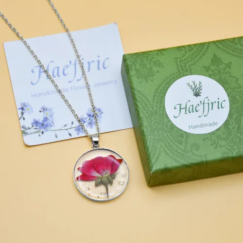 Vista 105 de Pressed Flower Necklace Gift for Women Personalized Handmade Necklaces Birth Flower Necklace