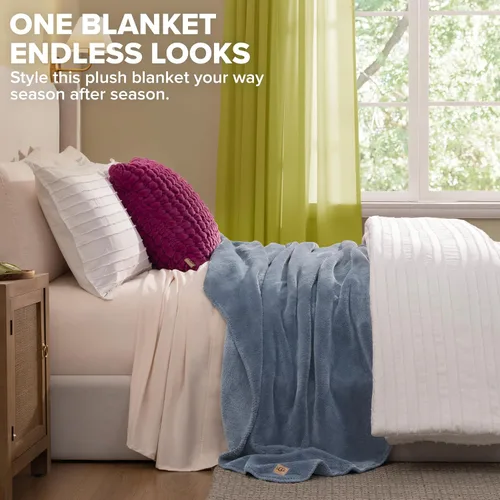 Vista 2 de UGG Whitecap Queen - Manta de forro polar de felpa, 90 x 90 pulgadas, color Se adapta a camas de tamaño Queen y Matrimonial, suave forro polar
