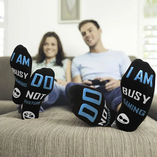 Vista 5 de Do Not Disturb I'M Gaming Socks, Teen Boys Gift Teenage Stocking Stuffers Gamer Sock for Men, Father, Dad, Grandson