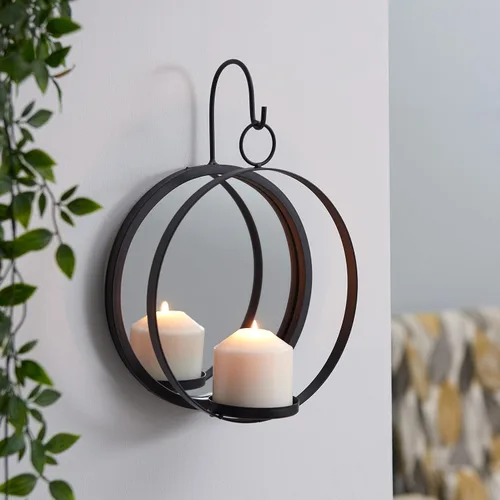 Vista 3 de Danya B. Candelabro redondo de hierro forjado con espejo – Un candelabro decorativo de pared de metal rústico colgante