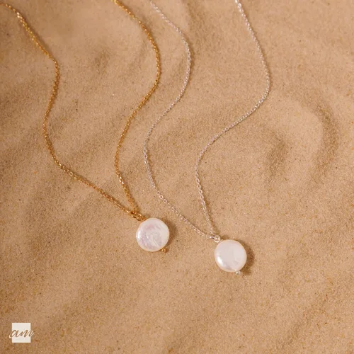 Vista 3 de Amberta Collar de perlas de agua dulce de plata de ley 925 para mujer